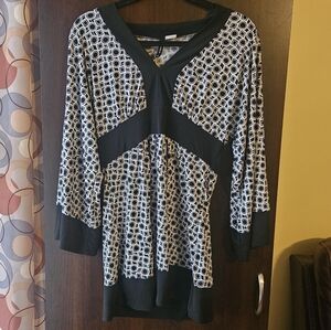 New Directions Monochrome Geometric Patterned Tunic